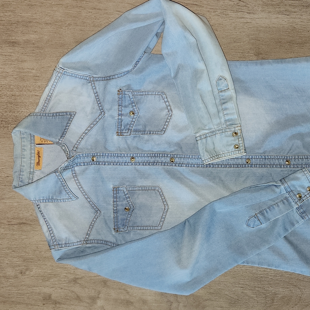 Wrangler denim shirt **MOVING - MUST SELL!!